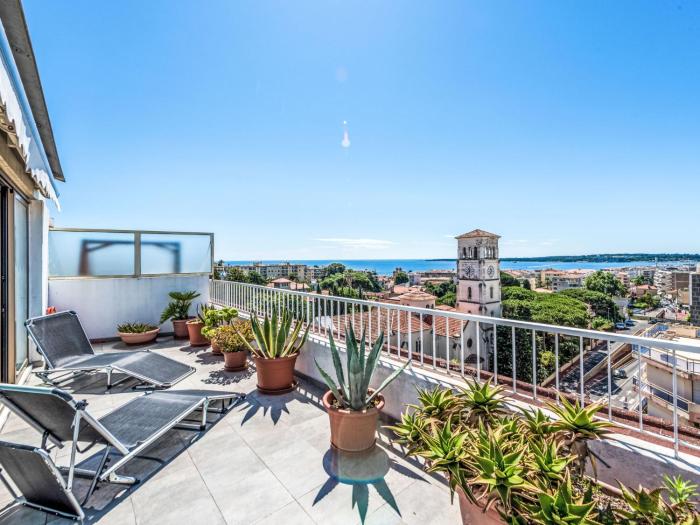 Apartment Le Katia-2 by Interhome