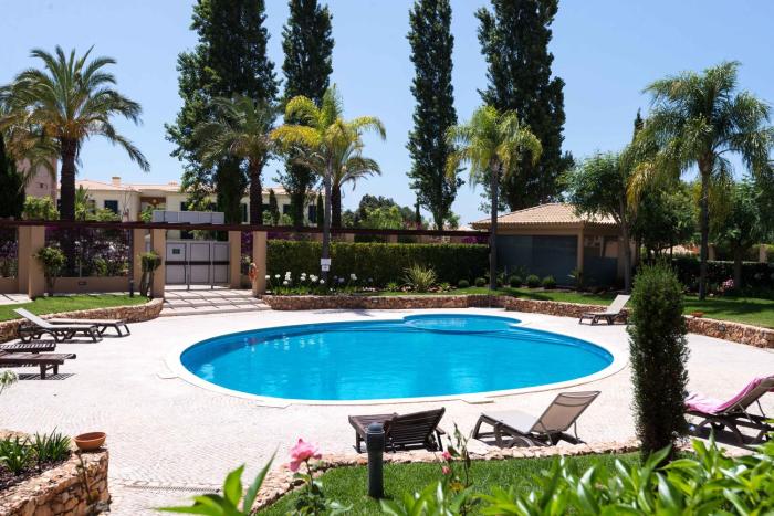 Coastal Greens by Seareen