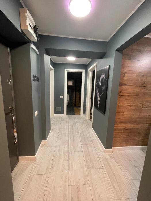 V apartament - ultra central Otopeni