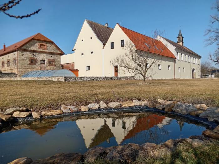 Penzion Zámek Drahonice