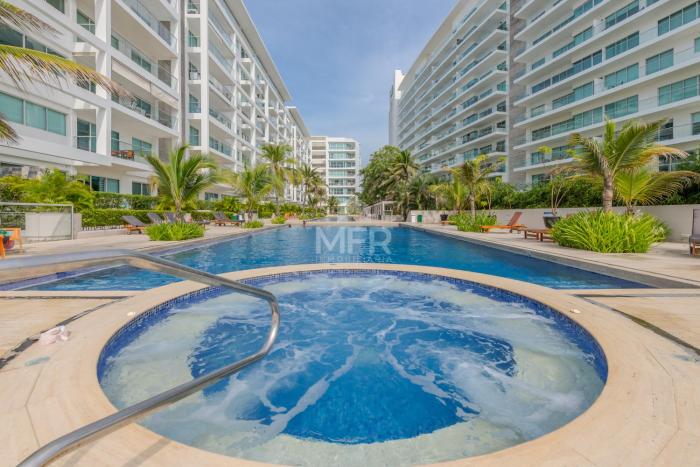 Luxury beachfront Condo Edificio Morros 3 by Inmobiliaria MFR
