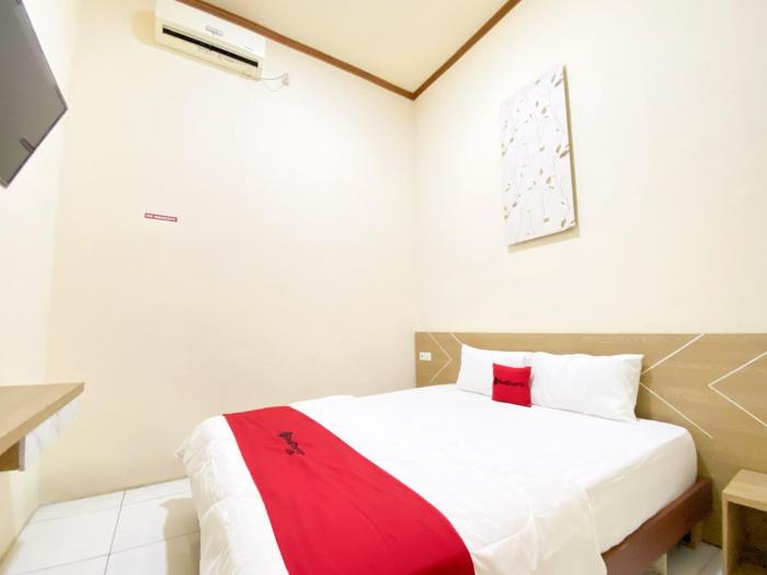 RedDoorz Syariah at Jatiroto Lumajang