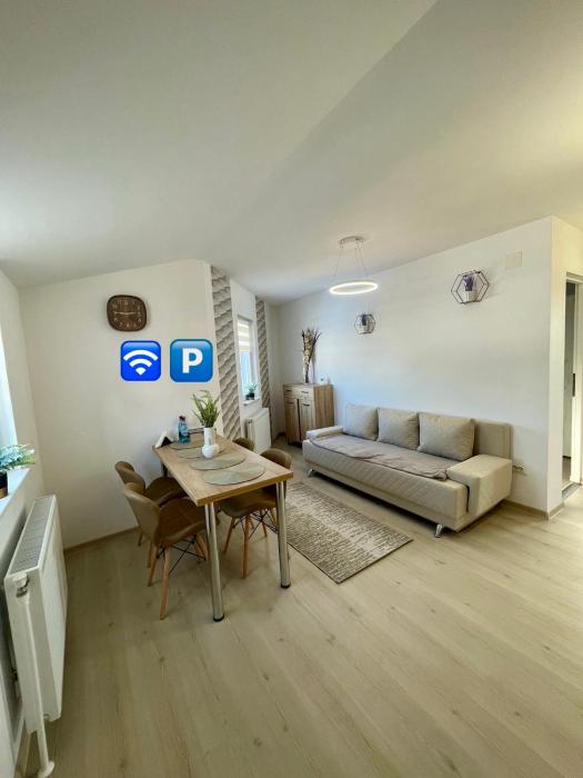 Jokai Apartments Nr9, code entry