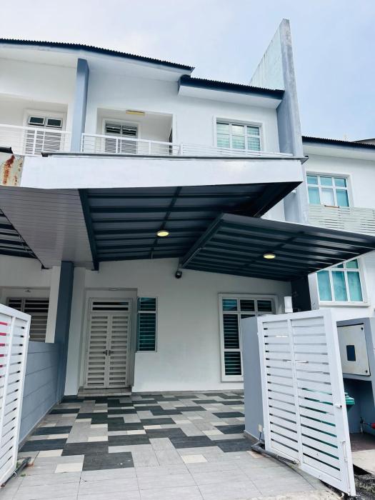 Shamrock Bay Haven 5BR Homestay for 22pax at B Ferringghi
