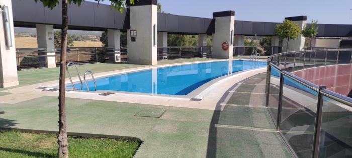 Apartamento parking y piscina incluido