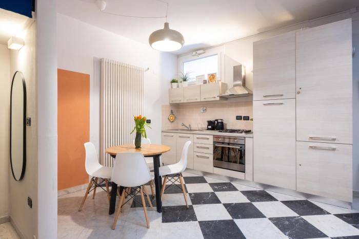 GuestHost - Modern Apartment near the Central Station!