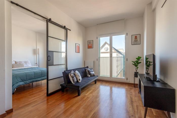 Kis-s Square Lovely Studio Flat - ItalyWeGo