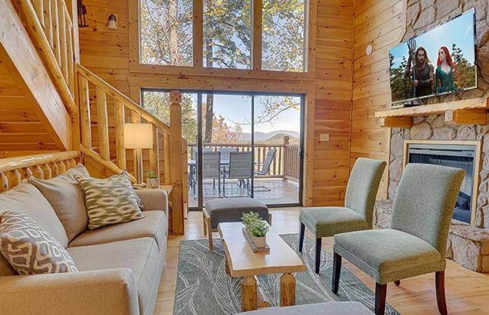 Secluded, Theater, Sauna, Hot Tub, Game Room