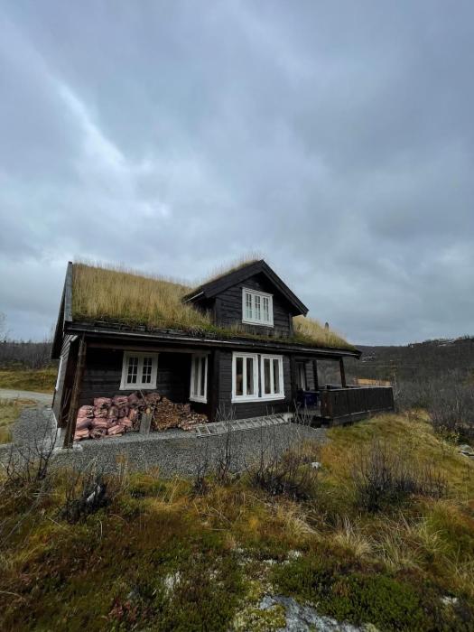 Cottage in scenic surroundings