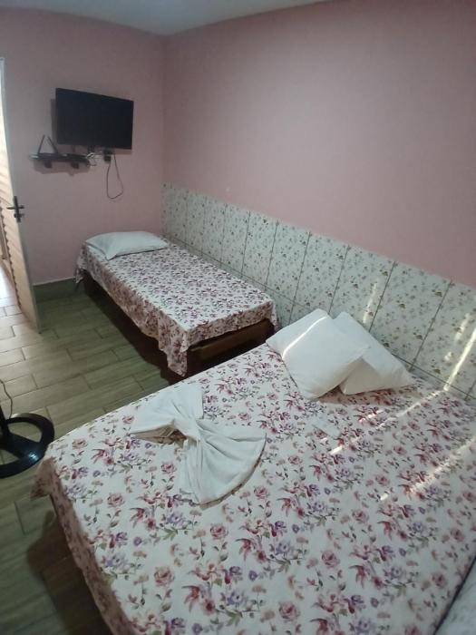 kitnet pé na areia reservado por sayonara