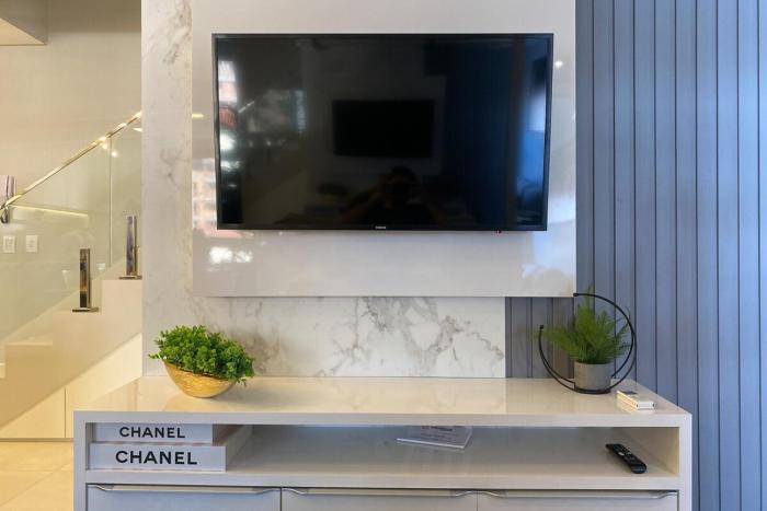 Apartamento em home clube! 0209