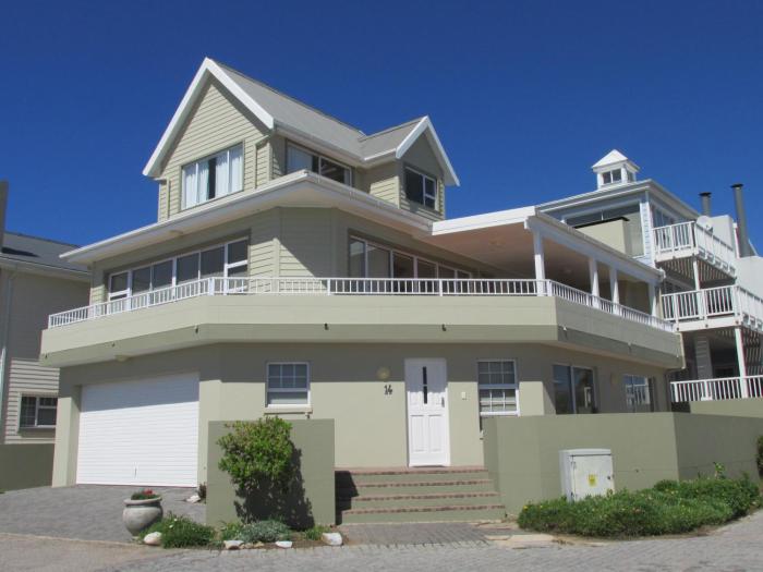 Point Village Accommodation - Lauries House