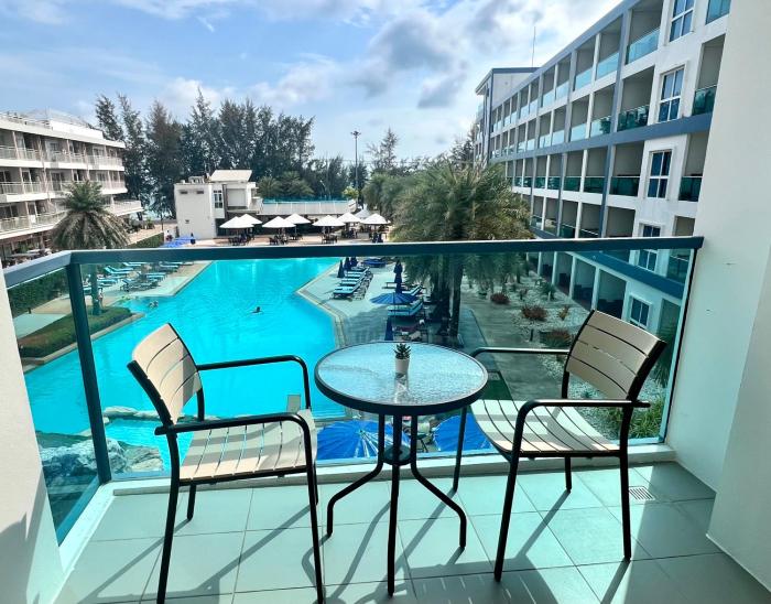 Grandblue Condominium 307 Pool-SeaView MaePhim Rayong
