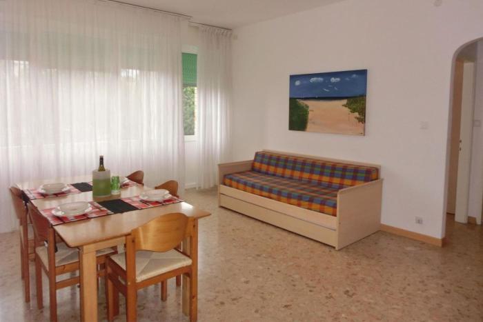 City center apartment walk to sea