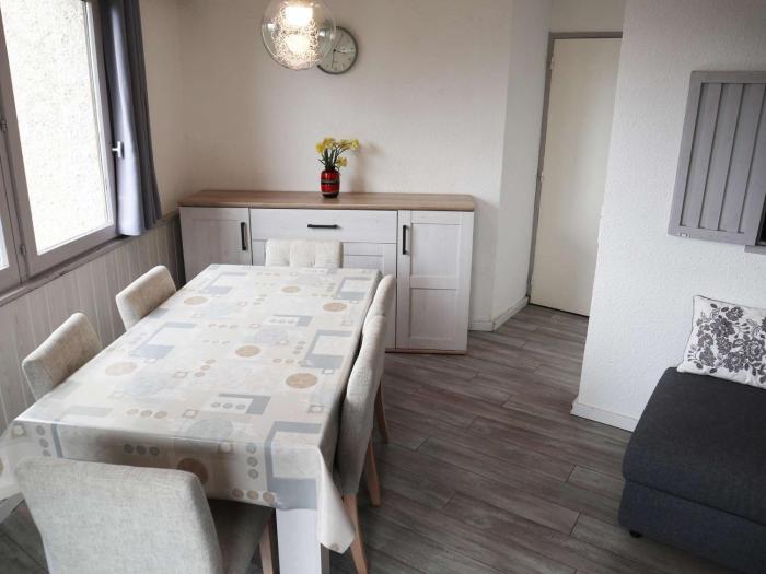 Charmant 2 pièces rénové, 6 pers, balcon, accès direct pistes, au cœur des Orres - FR-1-322-384