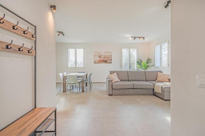 Bellaria Palace - In the hearth of Motor Valley by MoVeBNB