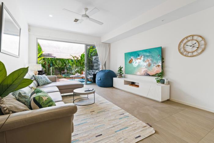 Abbys Burleigh Haven Unit 2