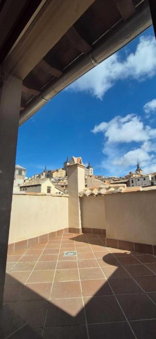 T5- Apartamento de dos dormitorios en Toledo Centro
