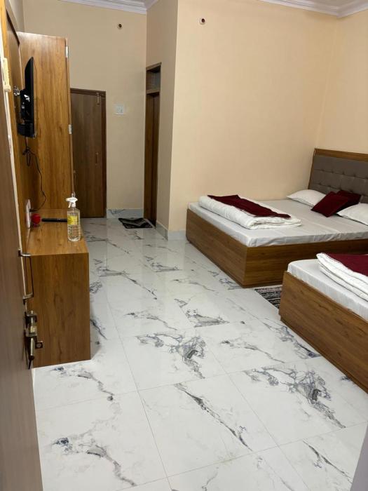 Pushkar Homestay Varanasi