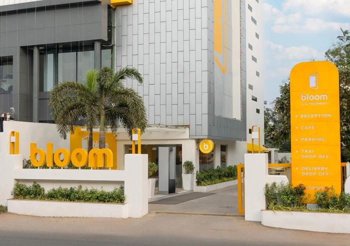 Bloom Hotel - SG Highway