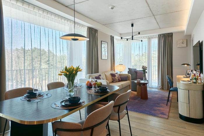 Golden Hour Apartments- Loft H 302