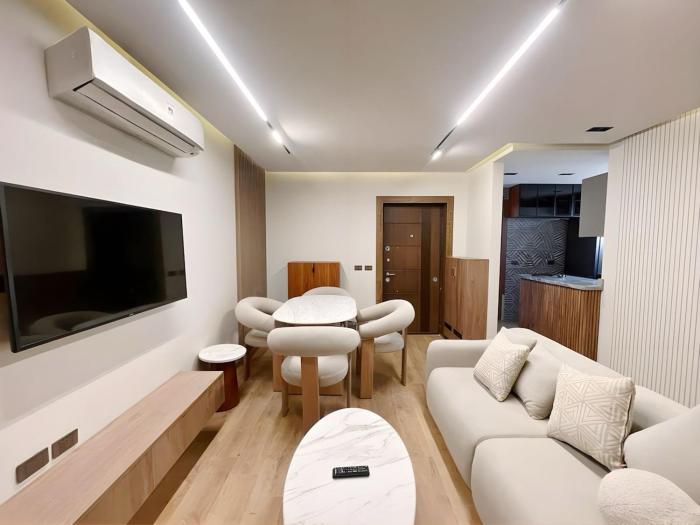 2-Bedroom Luxury Escape