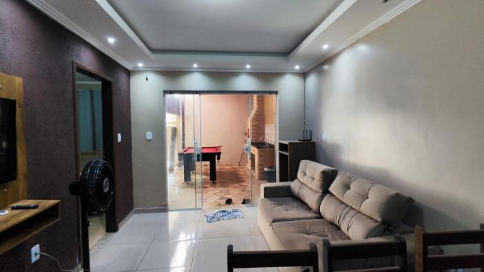 Casa 3 Quartos com garagem e churrasqueira