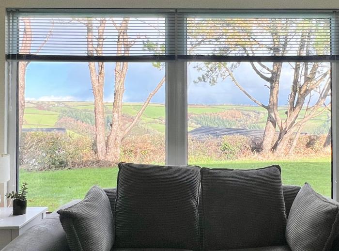 The Bolt Hole, 2 Bed Chalet with Rural Views