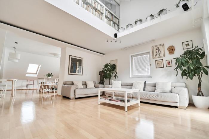 Matic Spacious Modern Apartment