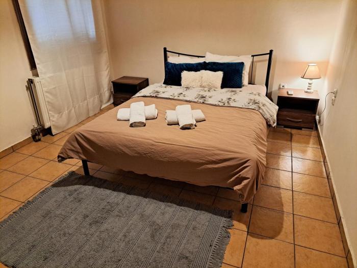 House with yard Subway 5min walk