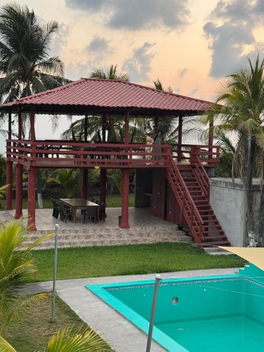 Las Gemelas Beach House