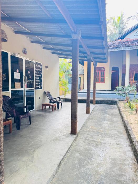 Uluwatu Surf Hostel - Arugambay