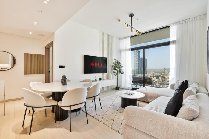 Elegant - 3BR - near Palm Jumeirah - Pool and Gym