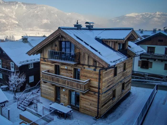 Chalet Alpenglück by Kaprun Rentals