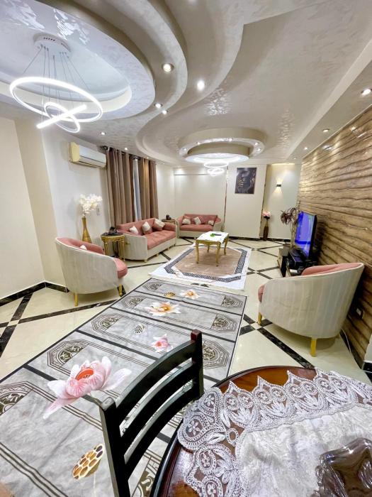 شقة فندقية امام سيتي ستارز والانتركونتينتال