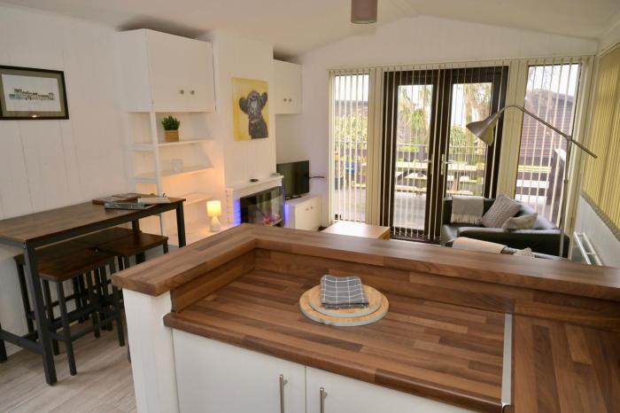 Bunnahabhain 5 - Farm Stay - Stunning sea and rural views