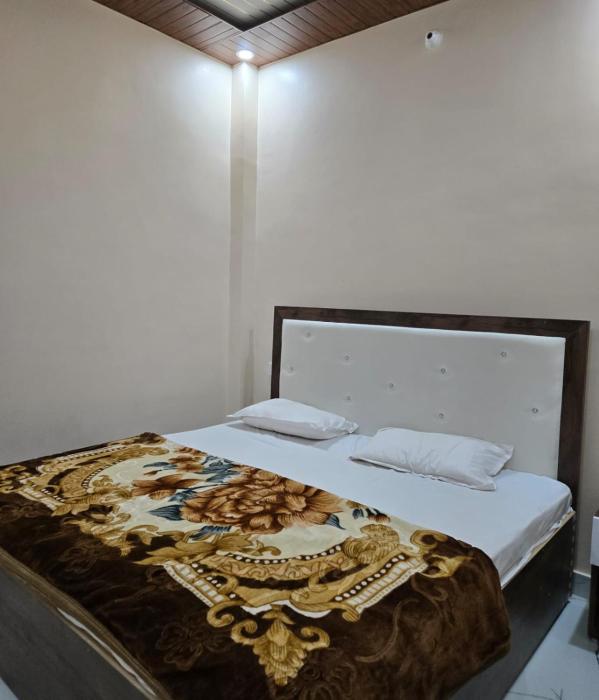 Anmol Kothi Yatri Niwas