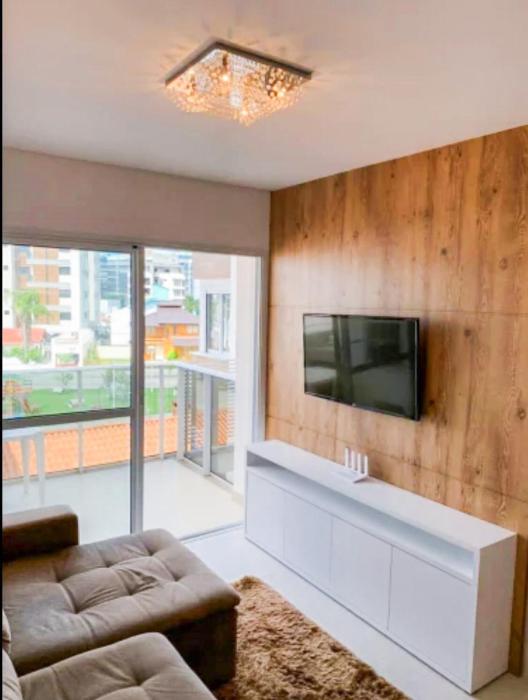 Praia de Palmas Apto 230m do Mar 3 Dorms 0168