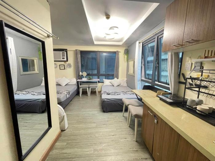 ADB Avenue Tower GOOD FOR 5 PAX