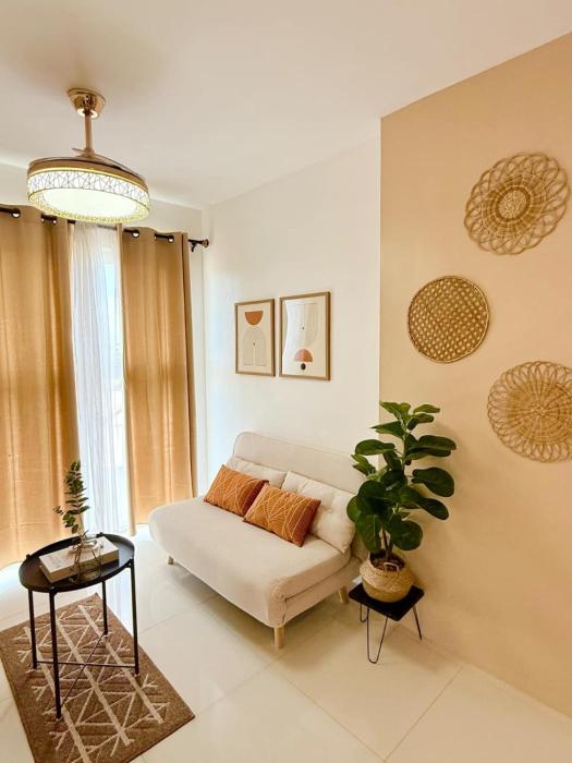 Eclectic Haven at Bamboo Bay Cebu - Cozy 1Bedroom and Studio near SM City , IT Park and Ayala Mall - NO PARKING