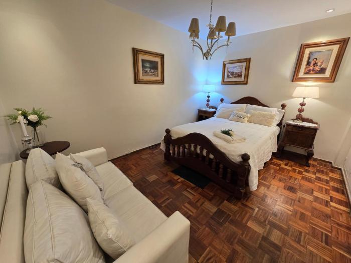 Fashion and Travel CENTRO