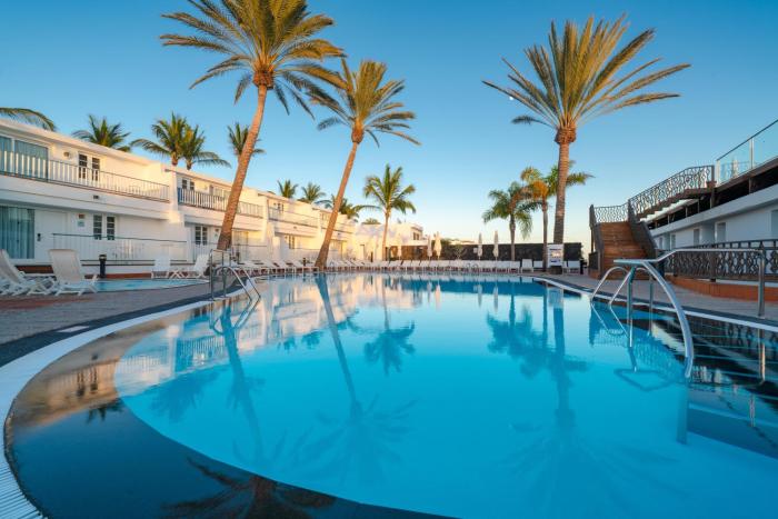 Plus Fariones Apartamentos