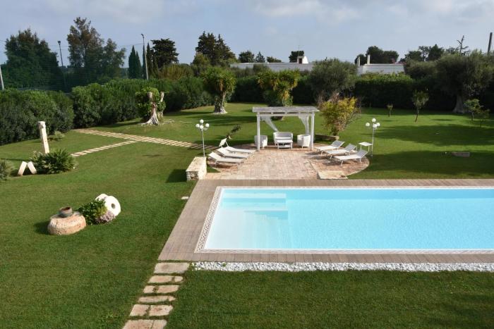 Villa Carrubo Peroscia by STHEY