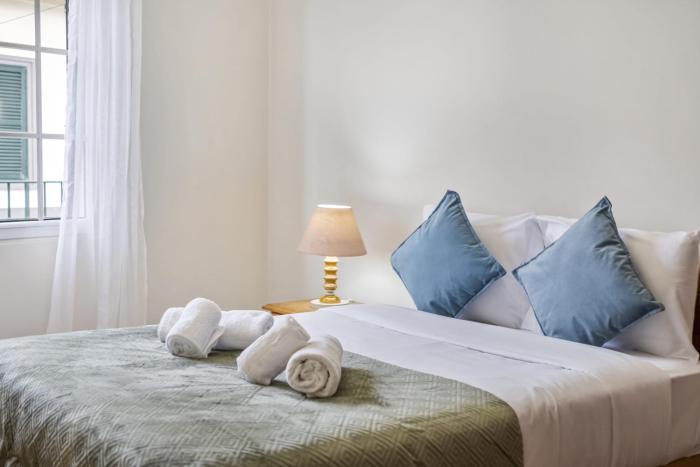 Horizon Glow II by Zest & Guest