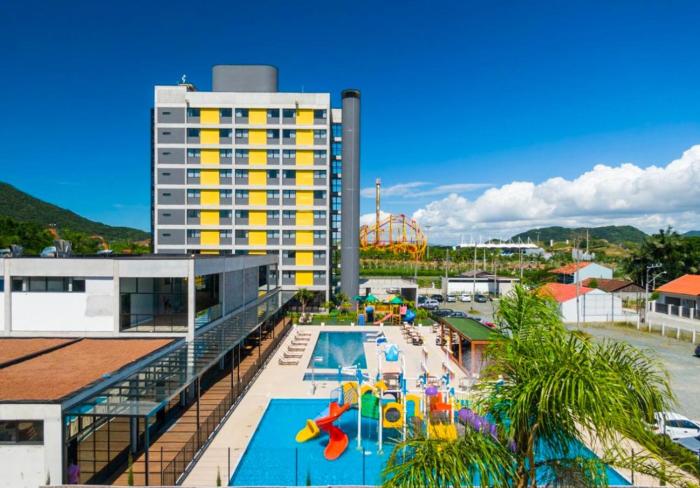 Apto Quádruplo Frente Beto Carrero 7 dias agosto 2026