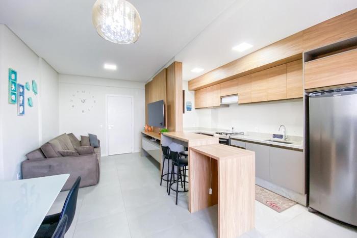 Apto de 2 quartos com ótima localização - 0416