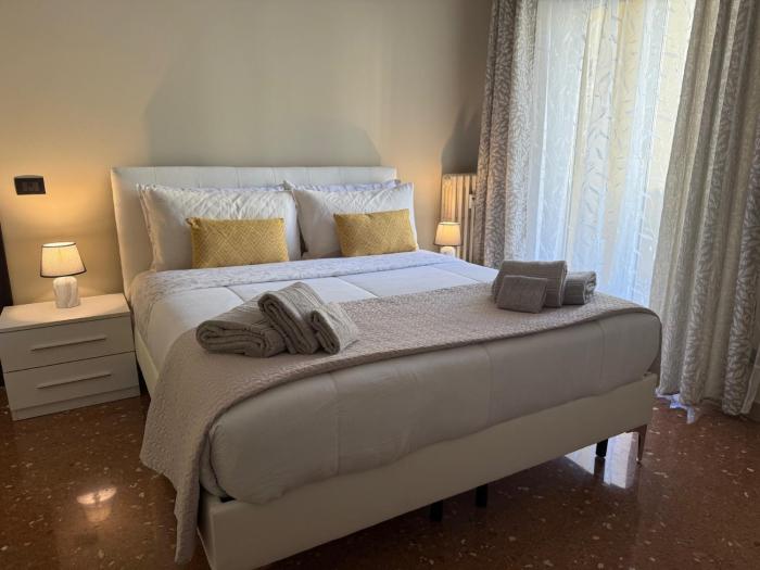 Alexanders Home close to Metro A