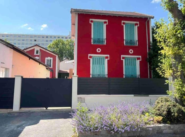 KXX Private complex 15 min PARIS ParcExpo 12 bedrooms