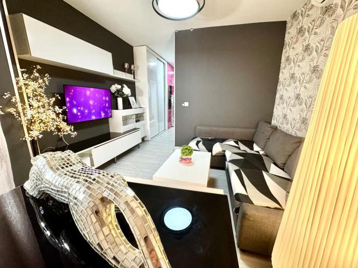 PinkApartament vistas al mar center Torremolinos