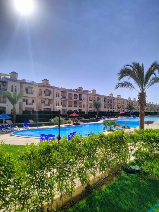 شاليه للايجار في العين السخنة قرية بالم بيتش للعائلات فقط